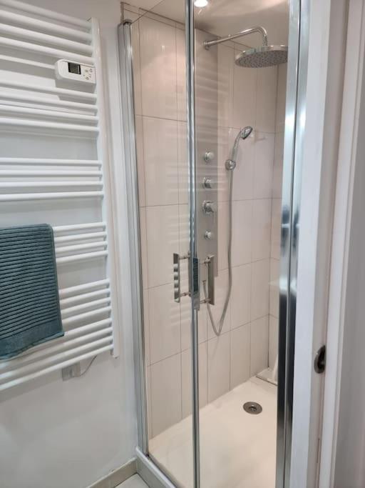 Nalan Orrygeois, Spa, Sauna, Proche Asterix Eksteriør bilde